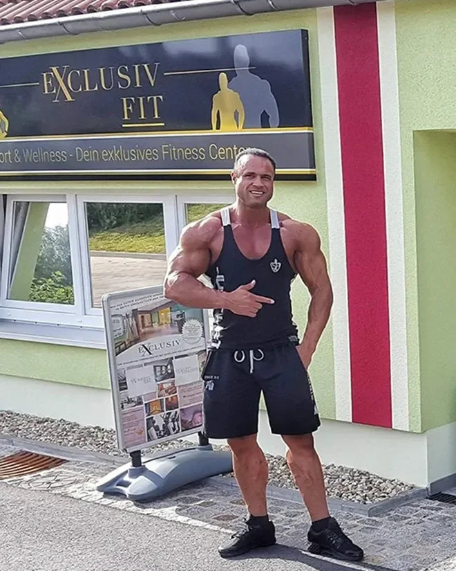Daniel Wunderlich vor seinem früheren Fitnessstudio Exclusiv-Fit